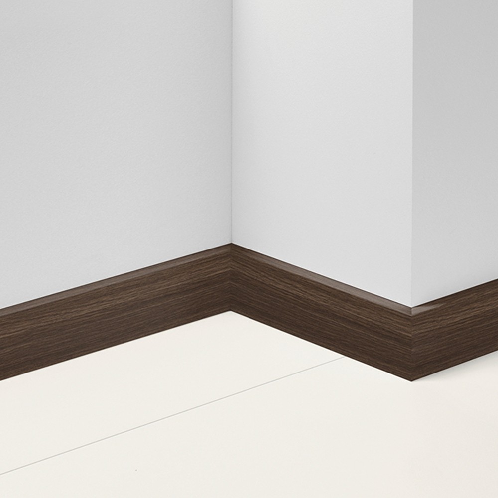 Parador 70mm Sockelleiste SL 18 Eiche D007 Artikel-Nr.: 1371575 – Bild 1